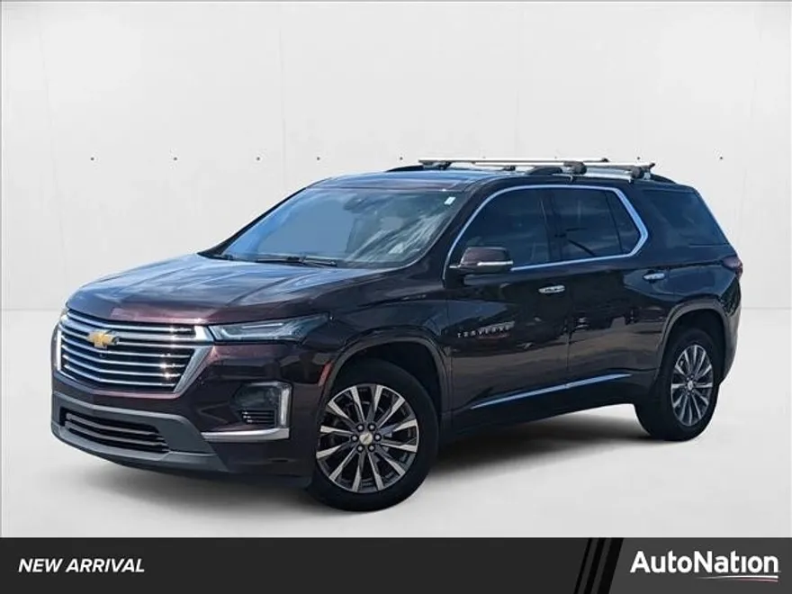 2023 Chevrolet Traverse Premier photo 1