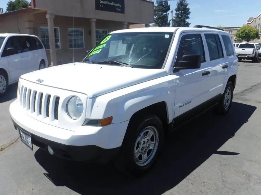 2015 Jeep Patriot Sport photo 1