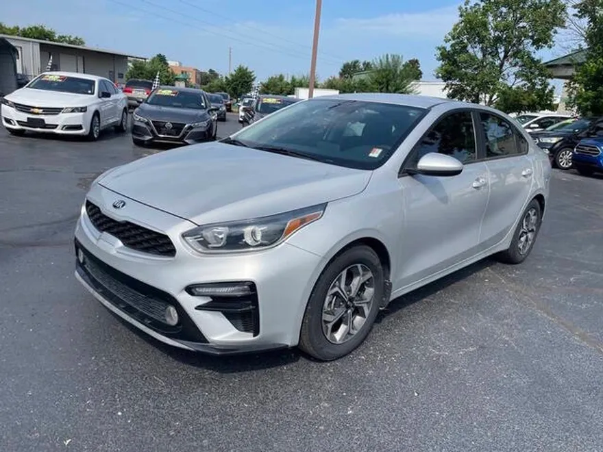 2020 Kia Forte LXS photo 1