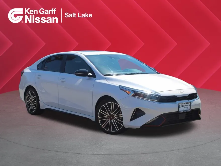 2024 Kia Forte GT photo 1