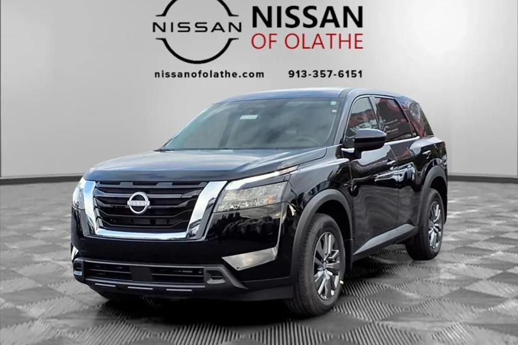 2025 Nissan Pathfinder S photo 1