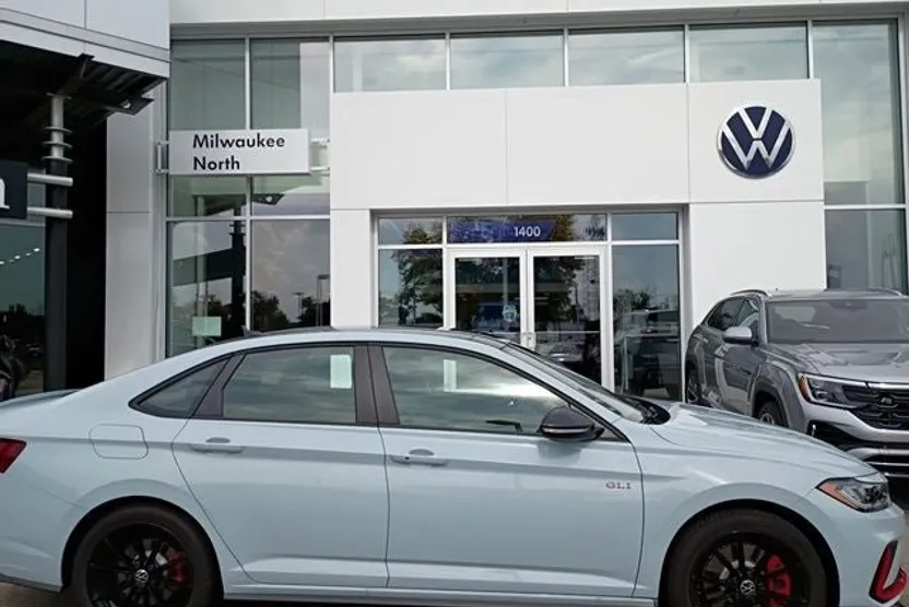 2025 Volkswagen Jetta GLI 2.0T Autobahn photo 1