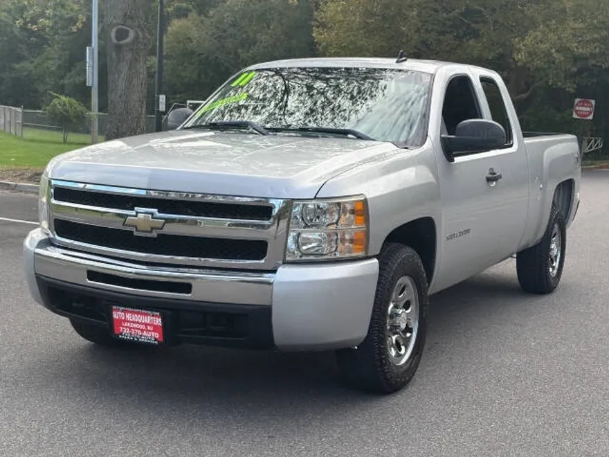 2011 Chevrolet Silverado 1500 LS photo 1