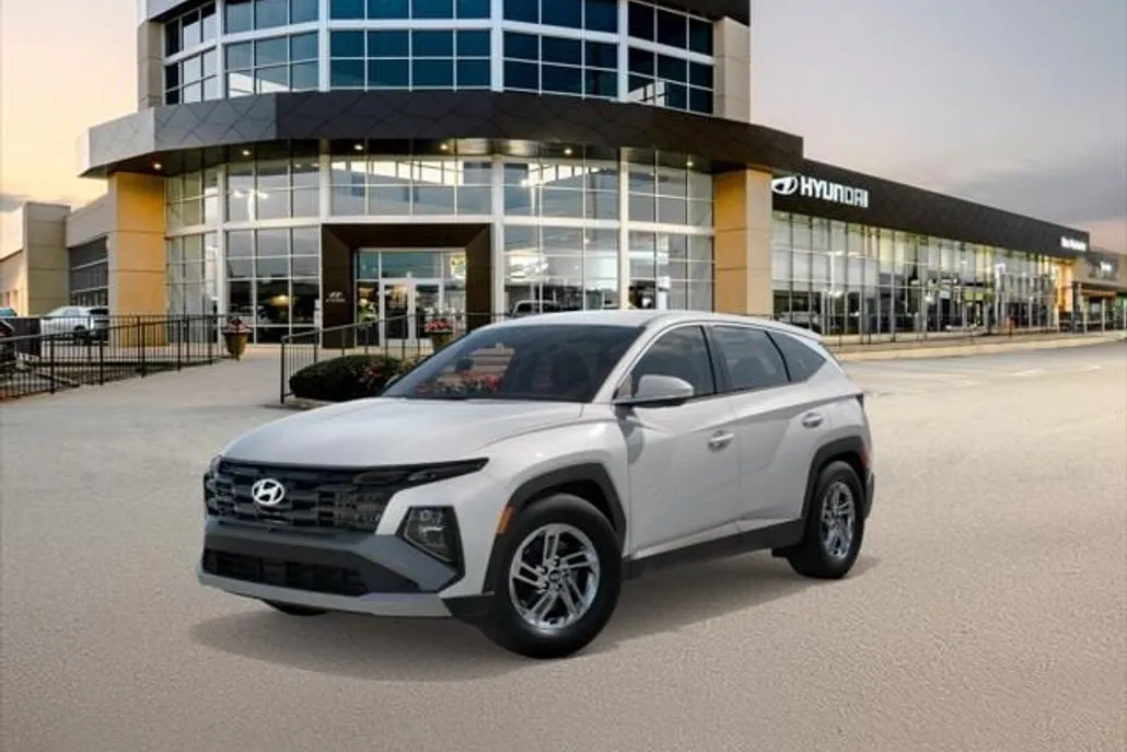 2025 Hyundai Tucson SE photo 1