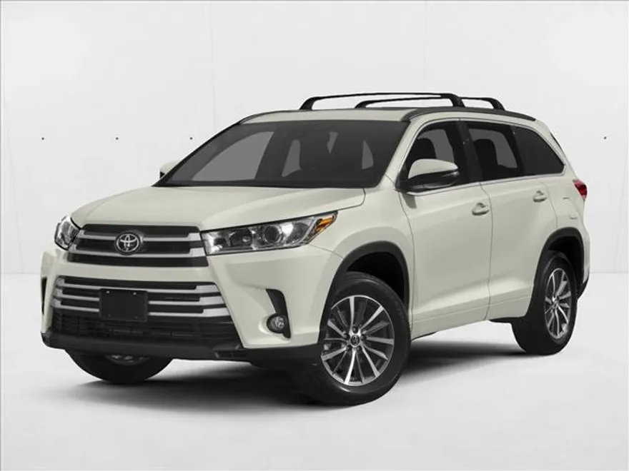 2019 Toyota Highlander XLE photo 1