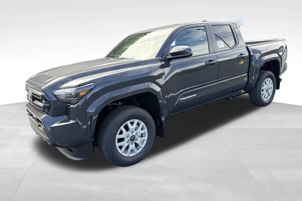 2025 Toyota Tacoma SR5 4x4 Double Cab photo 1