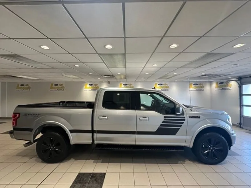 2020 Ford F-150 XLT photo 1