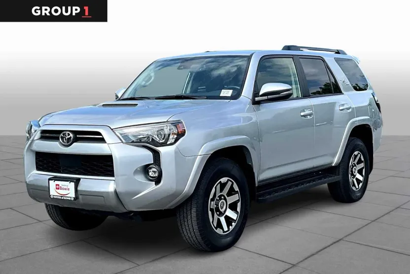 2021 Toyota Corolla LE photo 1