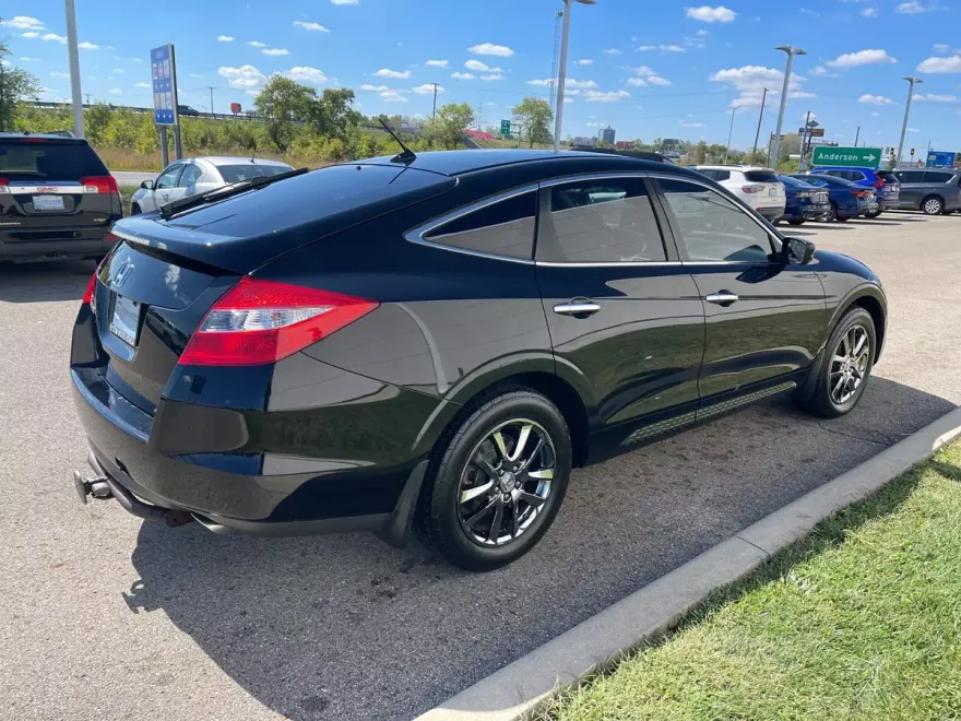 2010 Honda Crosstour EX-L photo 1