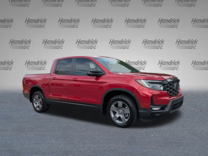 2025 Honda Ridgeline TrailSport photo 1