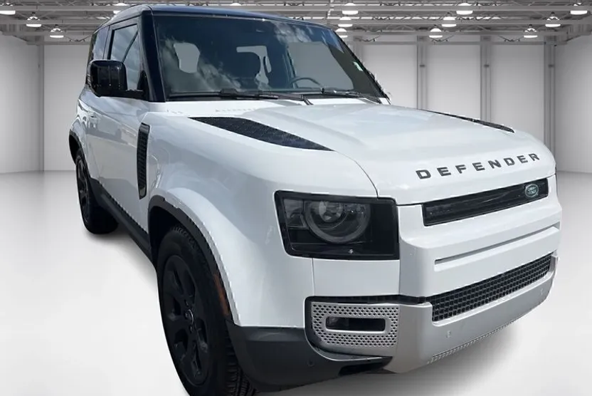 2025 Land Rover Defender 90 S photo 1