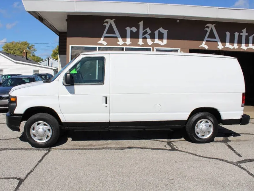 2012 Ford E-150 photo 1