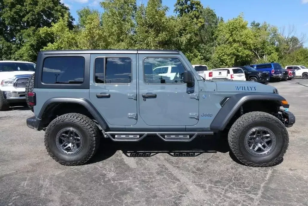 2024 Jeep Wrangler 4xe Willys photo 1
