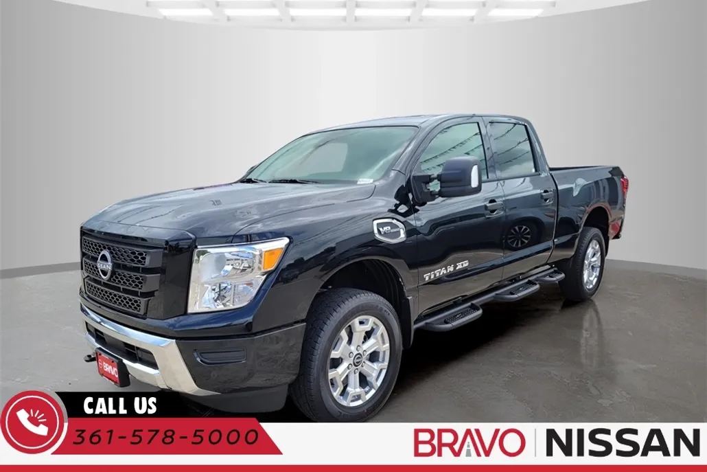 2024 Nissan Titan SV photo 1