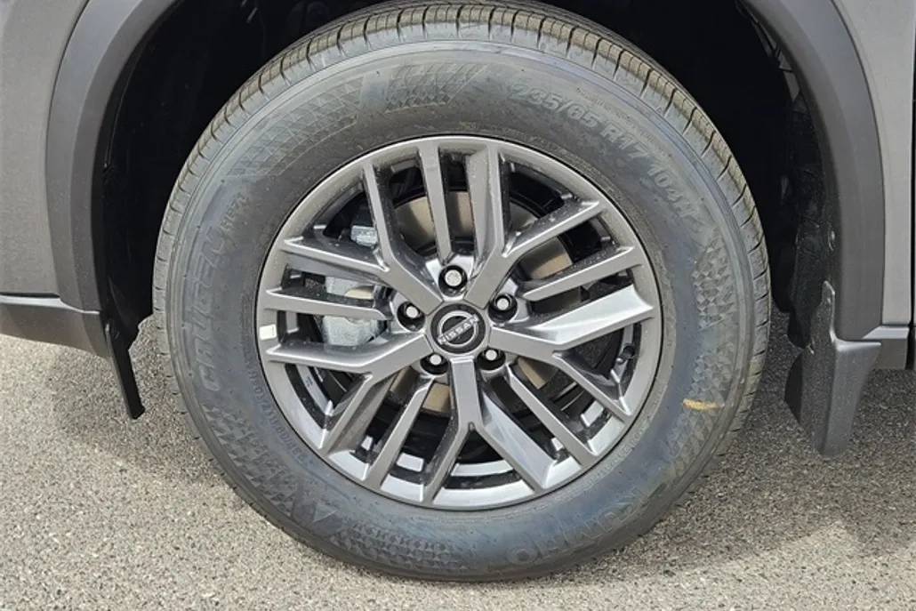 2026 Nissan Rogue S photo 1