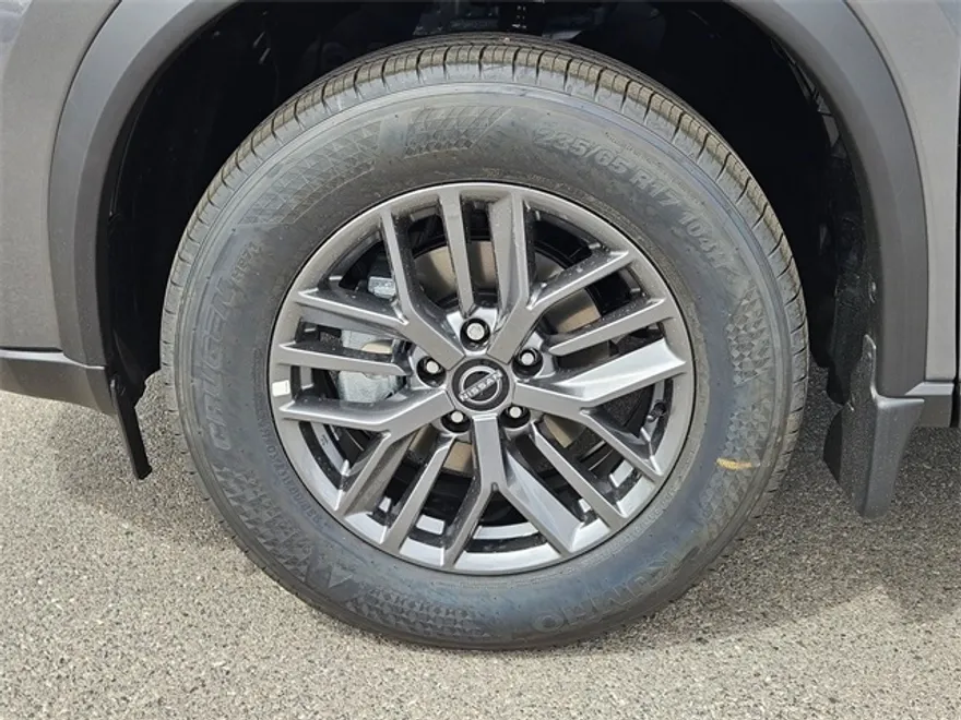 2026 Nissan Rogue S photo 1