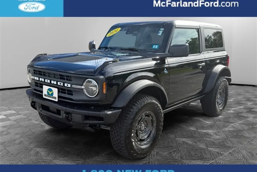2024 Ford Bronco Black Diamond photo 1