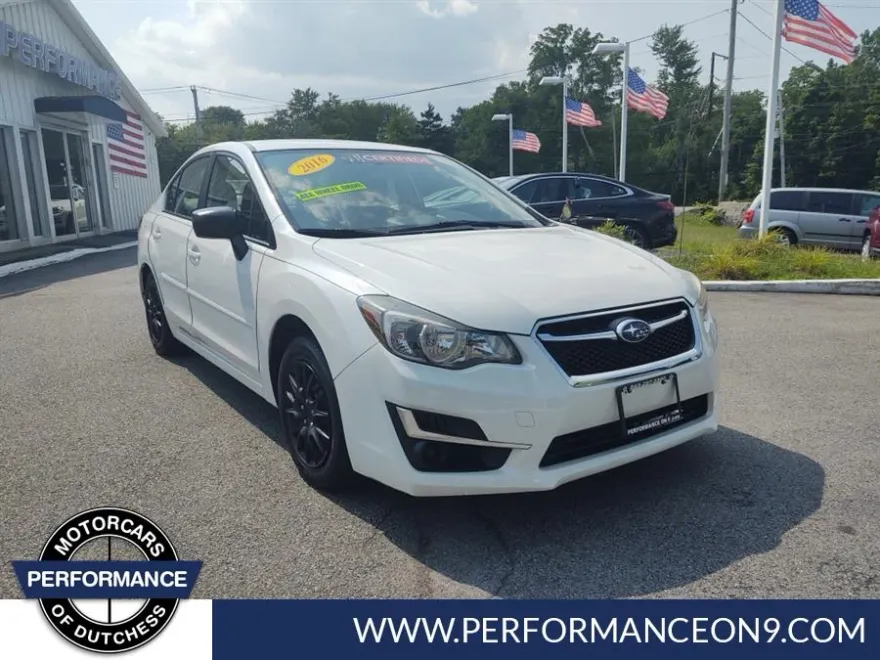2016 Subaru Impreza 2.0i photo 1