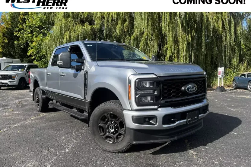 2023 Ford F-250 XLT photo 1