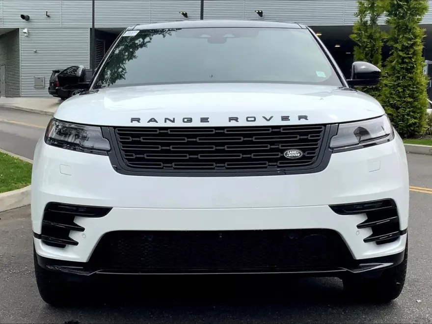 2026 Land Rover Range Rover Velar SE photo 1