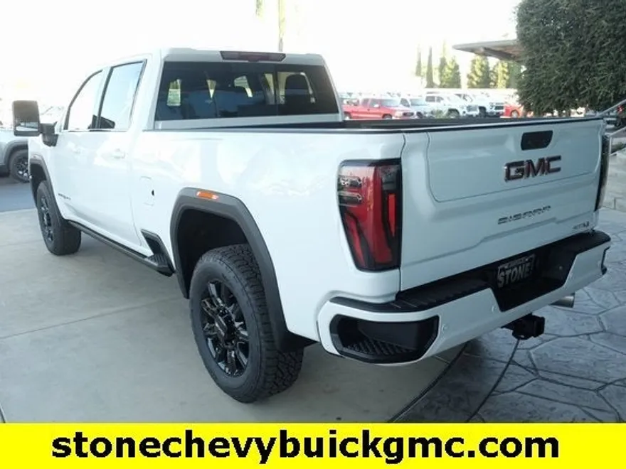 2025 Gmc Sierra 2500 HD AT4 photo 1