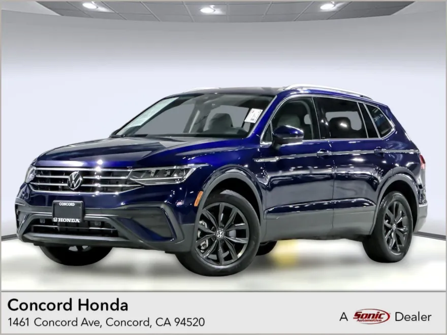 2024 Volkswagen Tiguan SE Wolfsburg Edition photo 1
