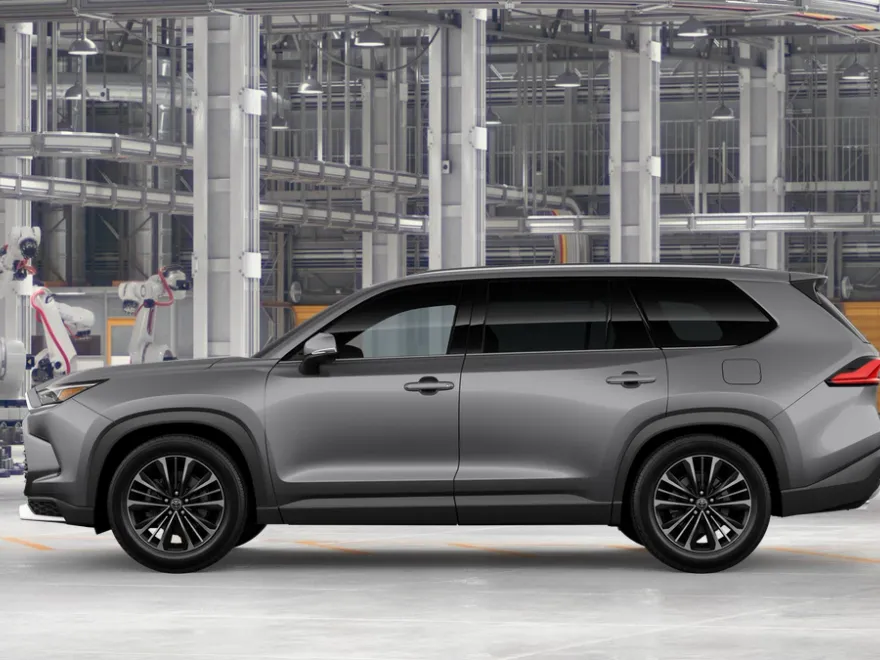2026 Toyota Highlander Hybrid Platinum photo 1