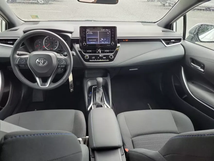 2022 Toyota Corolla SE photo 1