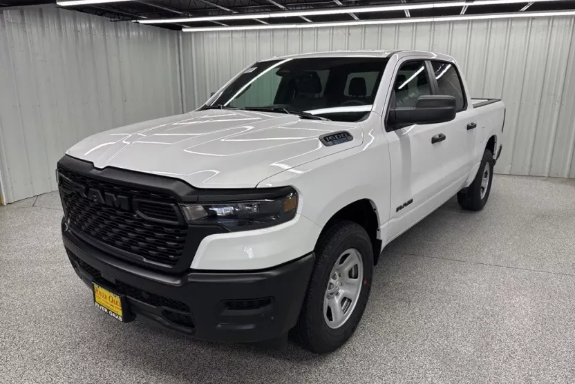 2025 Ram 1500 Tradesman photo 1
