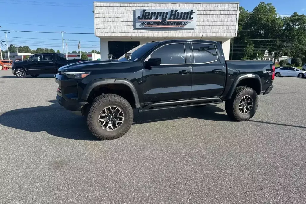 2024 Chevrolet Colorado ZR2 photo 1