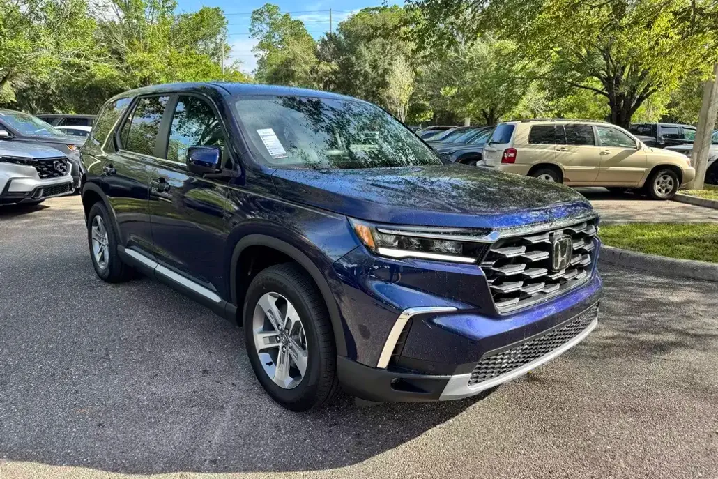 2025 Honda Pilot EX-L photo 1
