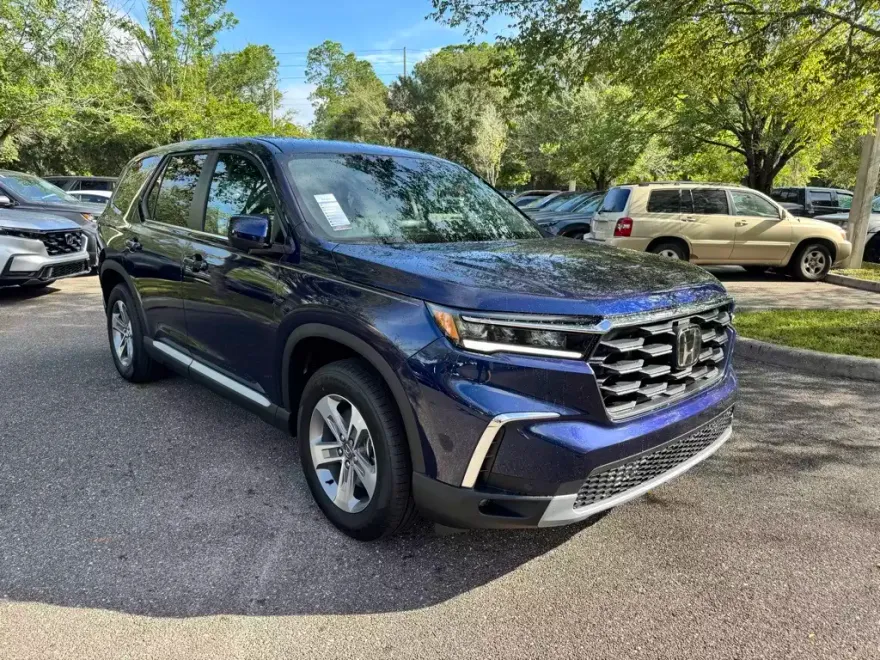 2025 Honda Pilot EX-L photo 1