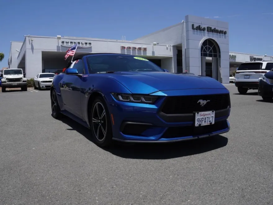 2024 Ford Mustang EcoBoost Convertible photo 1
