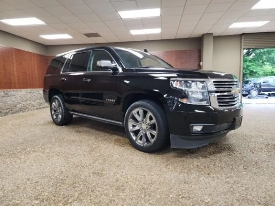 2019 Chevrolet Tahoe Premier photo 1
