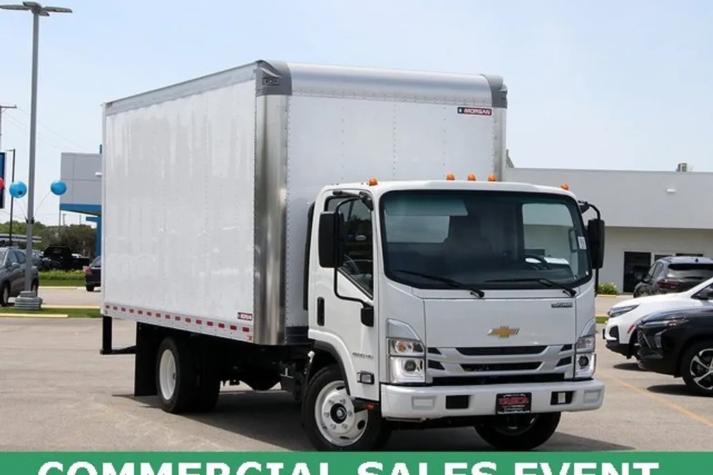 2024 Chevrolet Silverado 4500HD photo 1