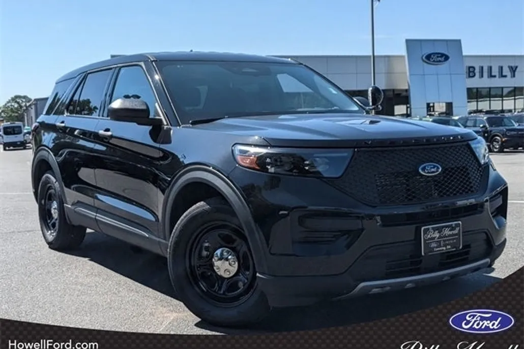 2025 Ford Explorer photo 1