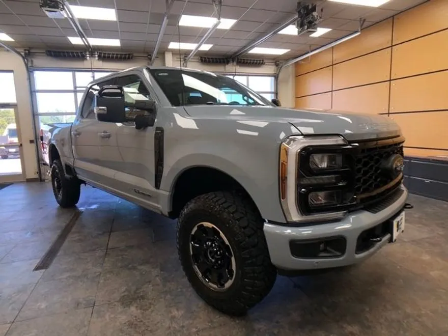 2026 Ford F-350 photo 1