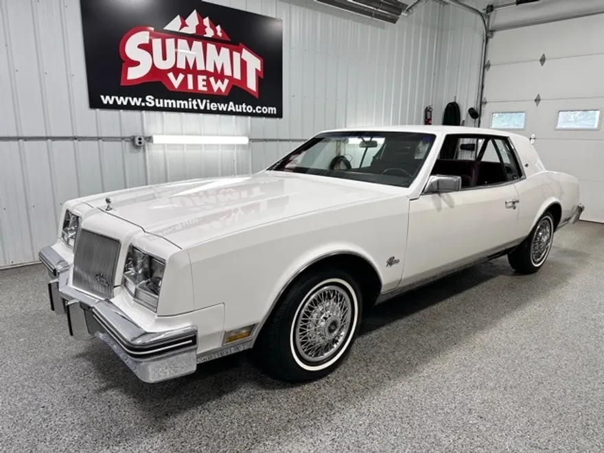 1985 Buick Riviera photo 1