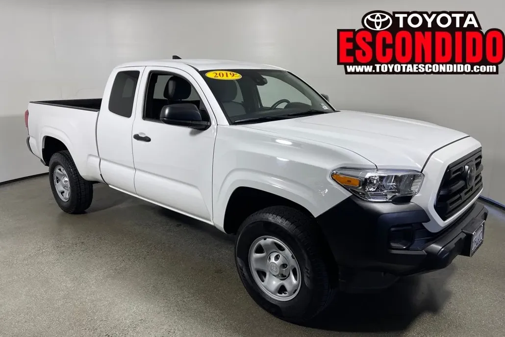 2019 Toyota Tacoma SR photo 1