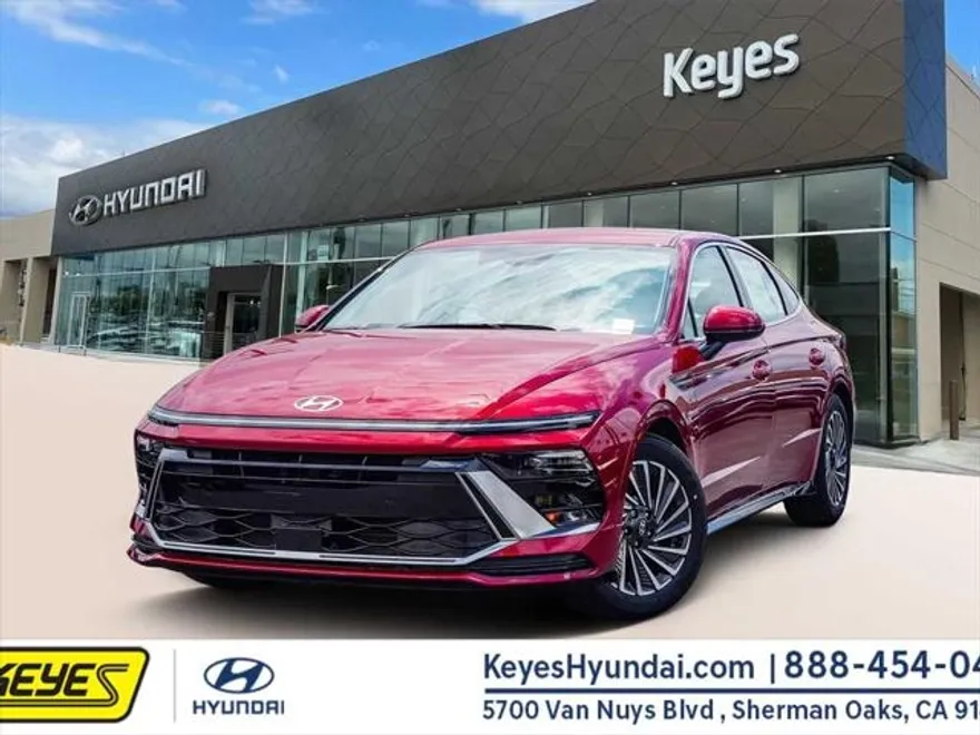 2025 Hyundai Sonata Hybrid SEL photo 1