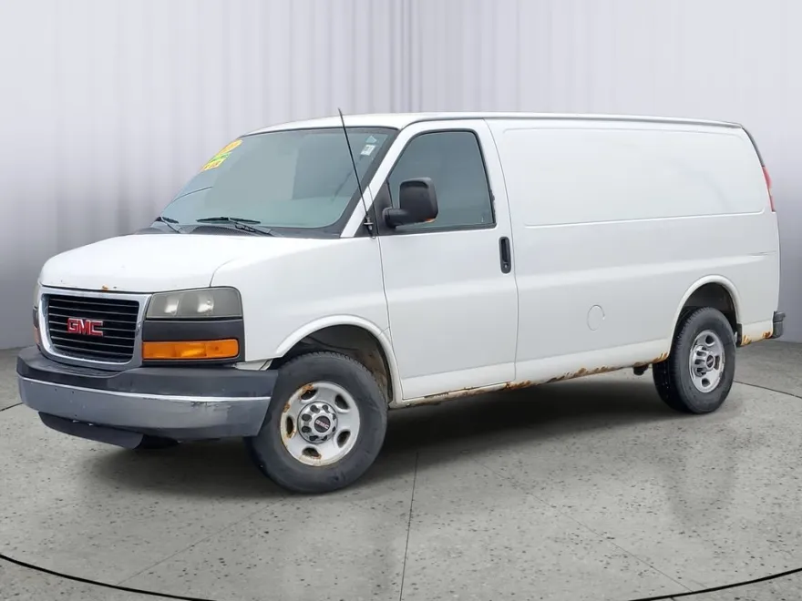 2010 Gmc Savana 2500 Cargo photo 1