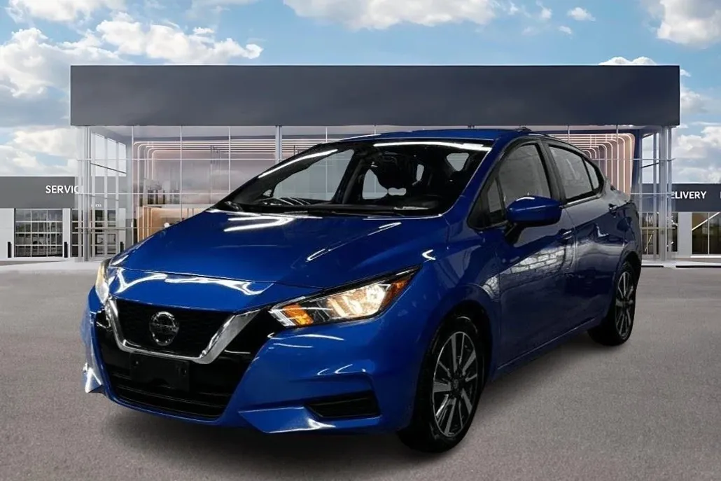 2021 Nissan Versa SV photo 1