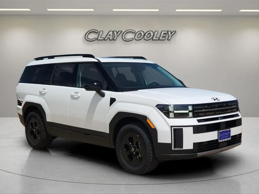 2025 Hyundai Santa Fe XRT photo 1