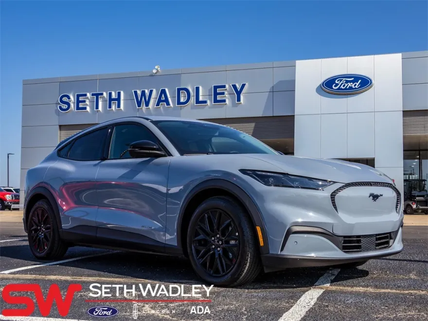 2025 Ford Mustang Mach-E Select photo 1