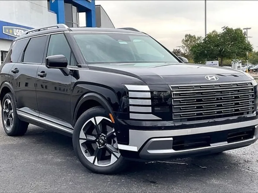 2026 Hyundai Palisade Limited photo 1