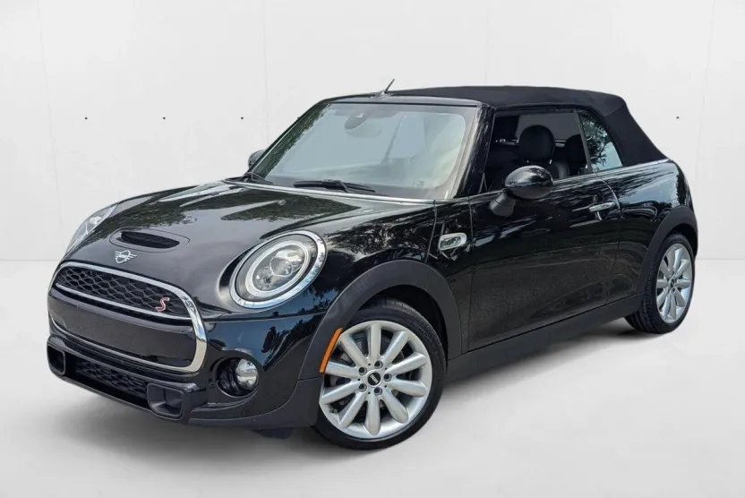 2019 Mini Cooper Convertible S photo 1
