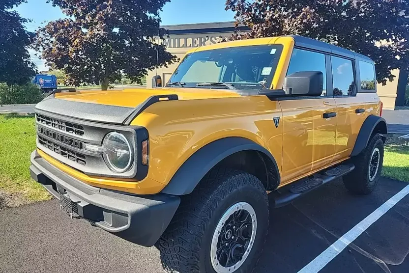 2022 Ford Bronco Base Big Bend Black Diamond Outer Banks Badlands Wildtrak Everglades photo 1