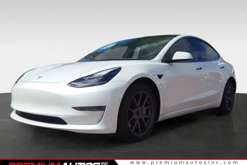 2022 Tesla Model 3 photo 1