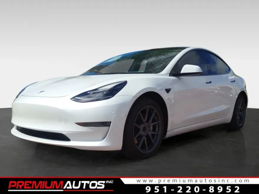 2022 Tesla Model 3 photo 1