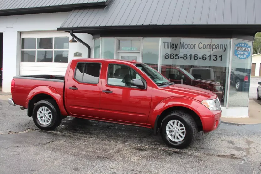 2018 Nissan Frontier Crew Cab SV photo 1